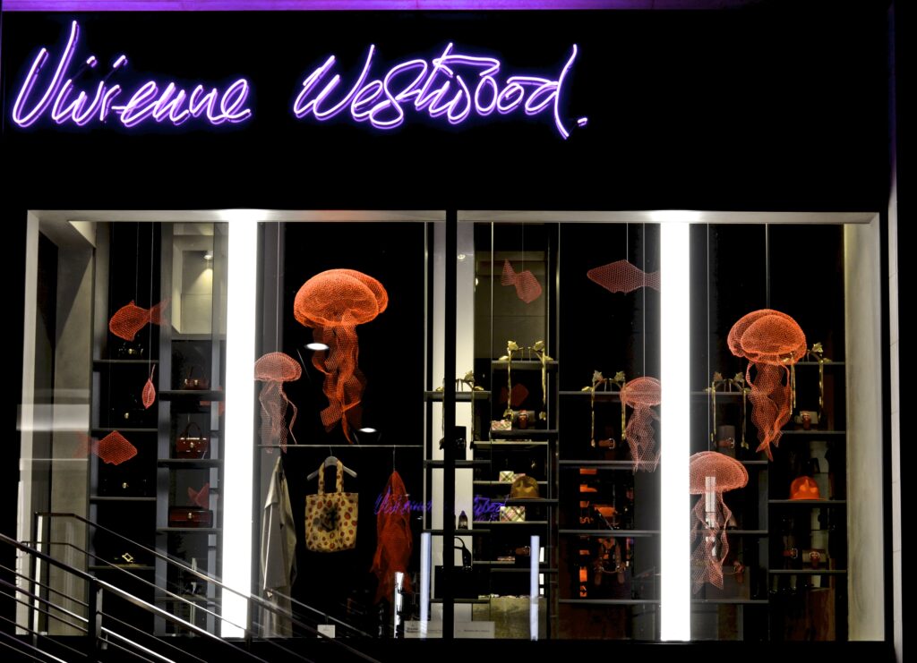 Vicolo Vivienne Westwood vetrina